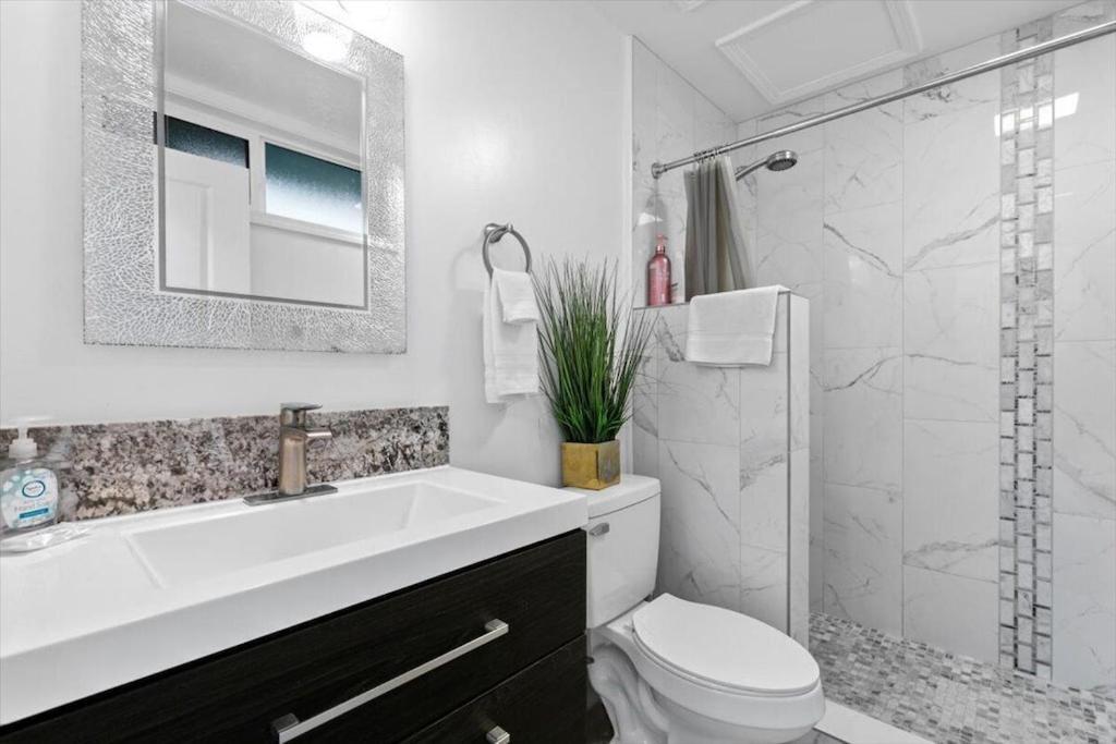Unit 17 Maui Ohana Modern * Wailuku